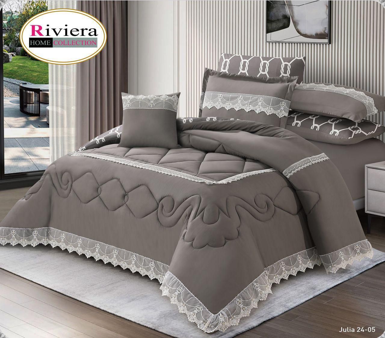 جوليا الصيفي